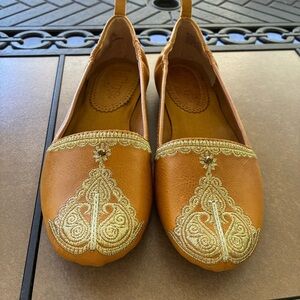 Latigo Embroidered Women's Leather Flats, Size 6.5